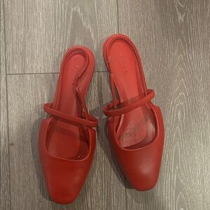 Vince Red Flats